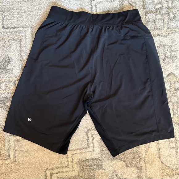 Men’s Lululemon T.H.E Short 11” liner-less Size Medium. - Picture 3 of 5